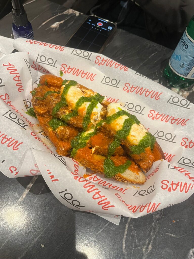 El sándwich de pollo de Mamá’s Too